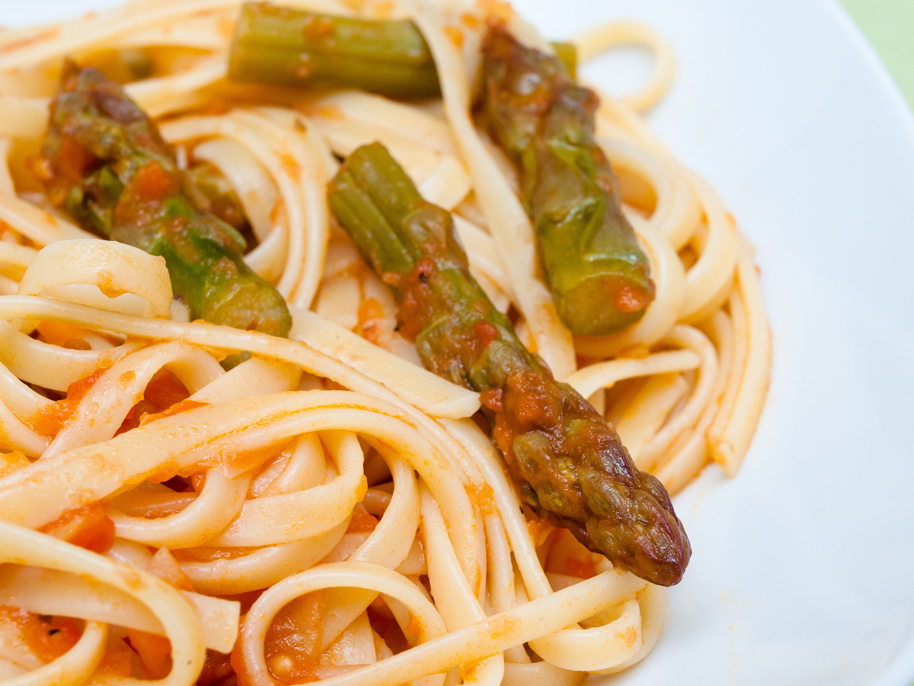 Spaghettis Aux Asperges : Recette De Spaghettis Aux Asperges - Marmiton