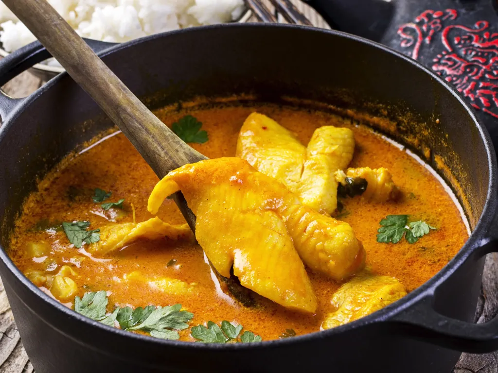 Recette Mijoté de poisson au curry et lait de coco sur Chefclub