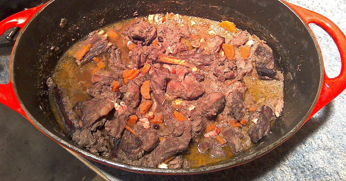 MARCASSIN EN CIVET recette de MARCASSIN EN CIVET