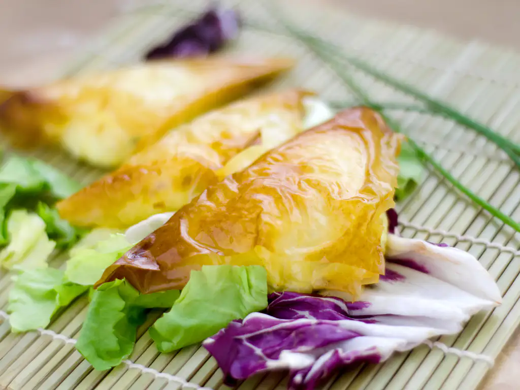 tiropita (pâte filo et féta)