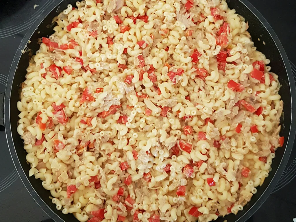 pâtes au thon et au poivron