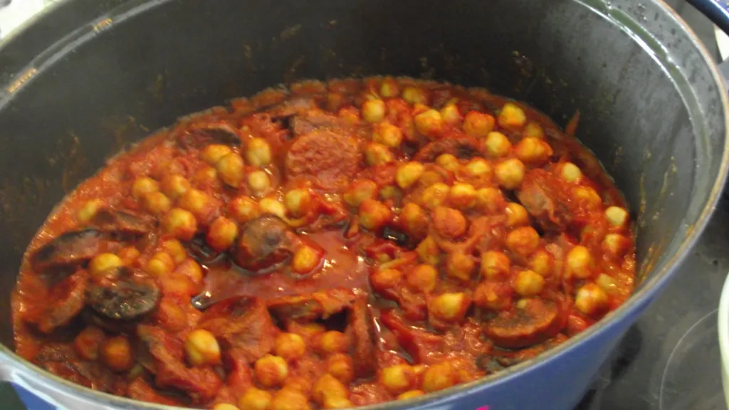 Chorizo Aux Pois Chiches Recette De Chorizo Aux Pois Chiches Marmiton