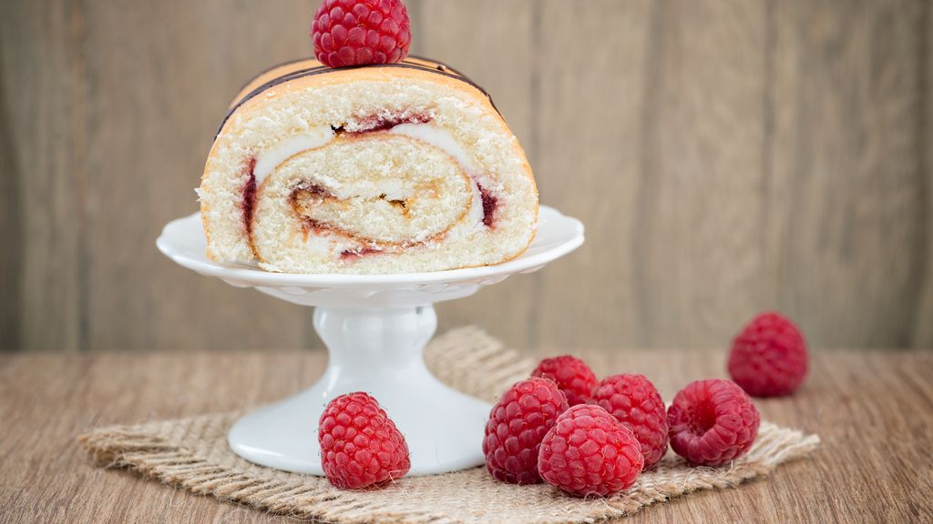 Gateau Roule A La Framboise Recette De Gateau Roule A La Framboise