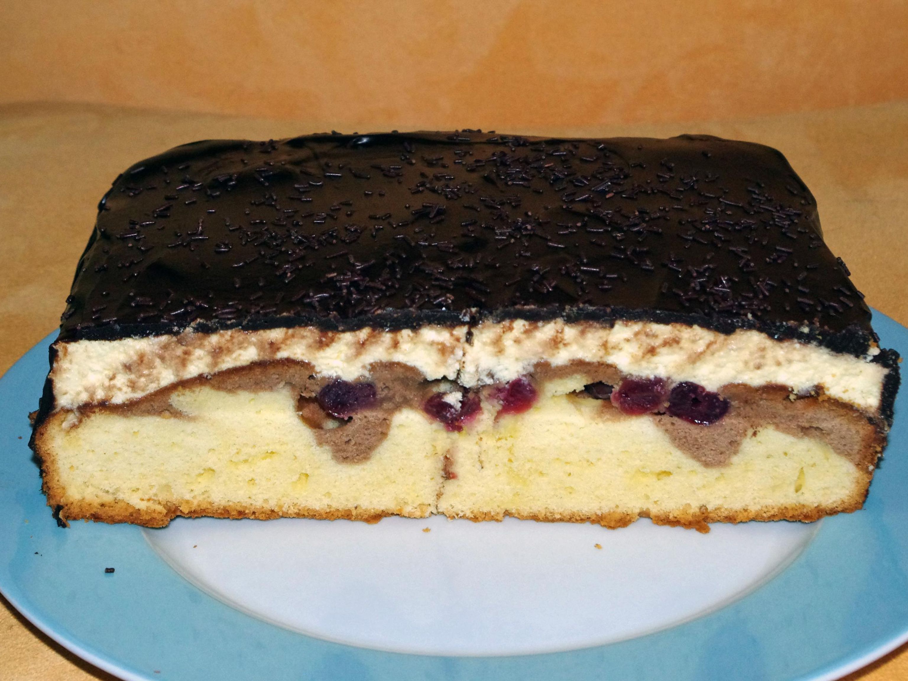 Donauwellen (gâteau allemand signifiant &amp;#39;Vagues du Danube&amp;#39;) : Recette ...