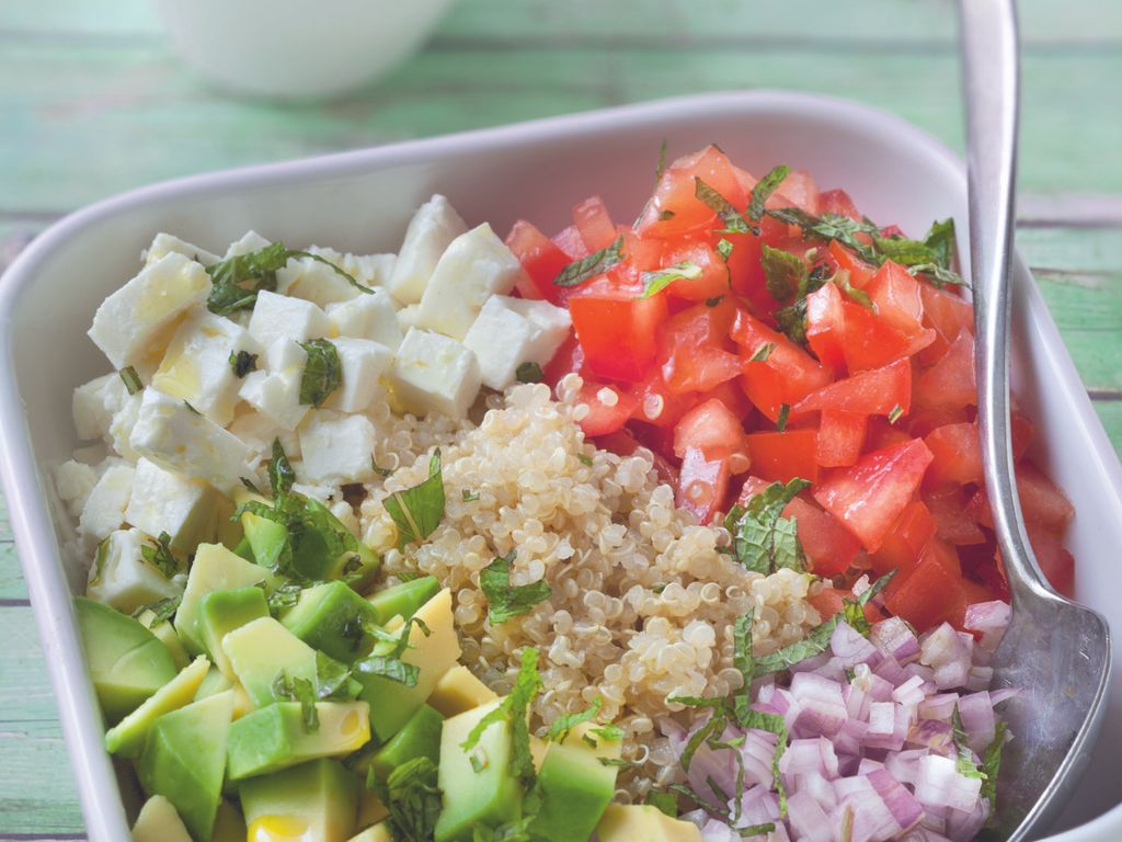 Salade De Quinoa A La Feta Recette De Salade De Quinoa A La Feta