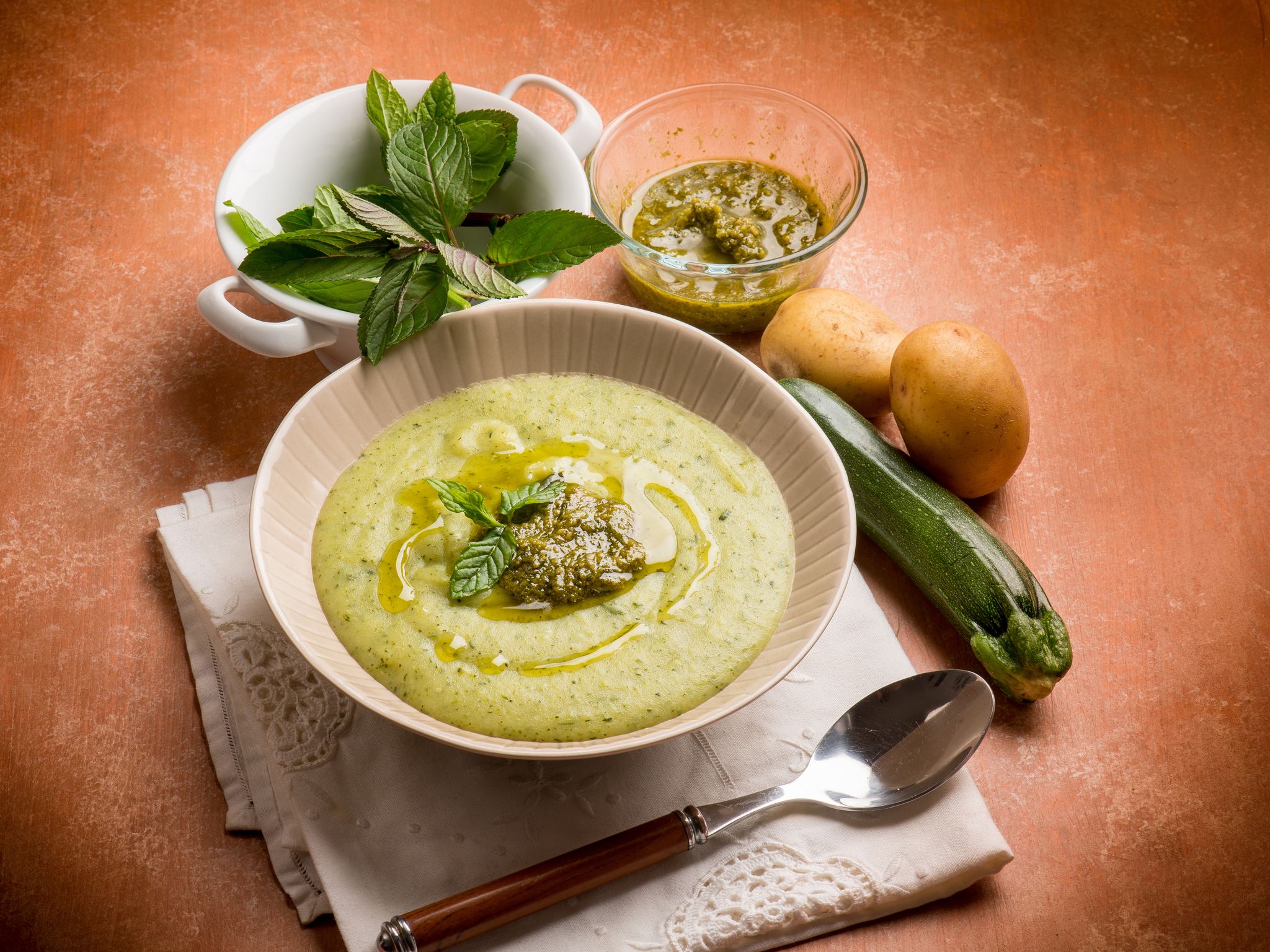 Purée de courgettes aux herbes : Recette de Purée de courgettes aux ...