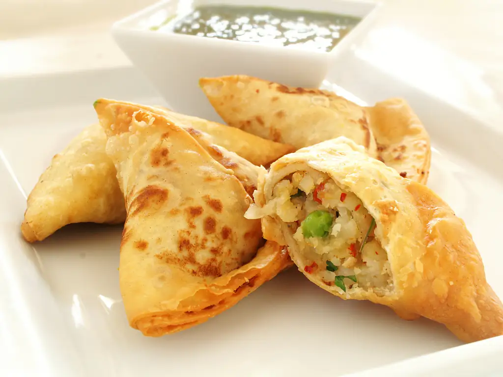 samossas de légumes au curry et safran