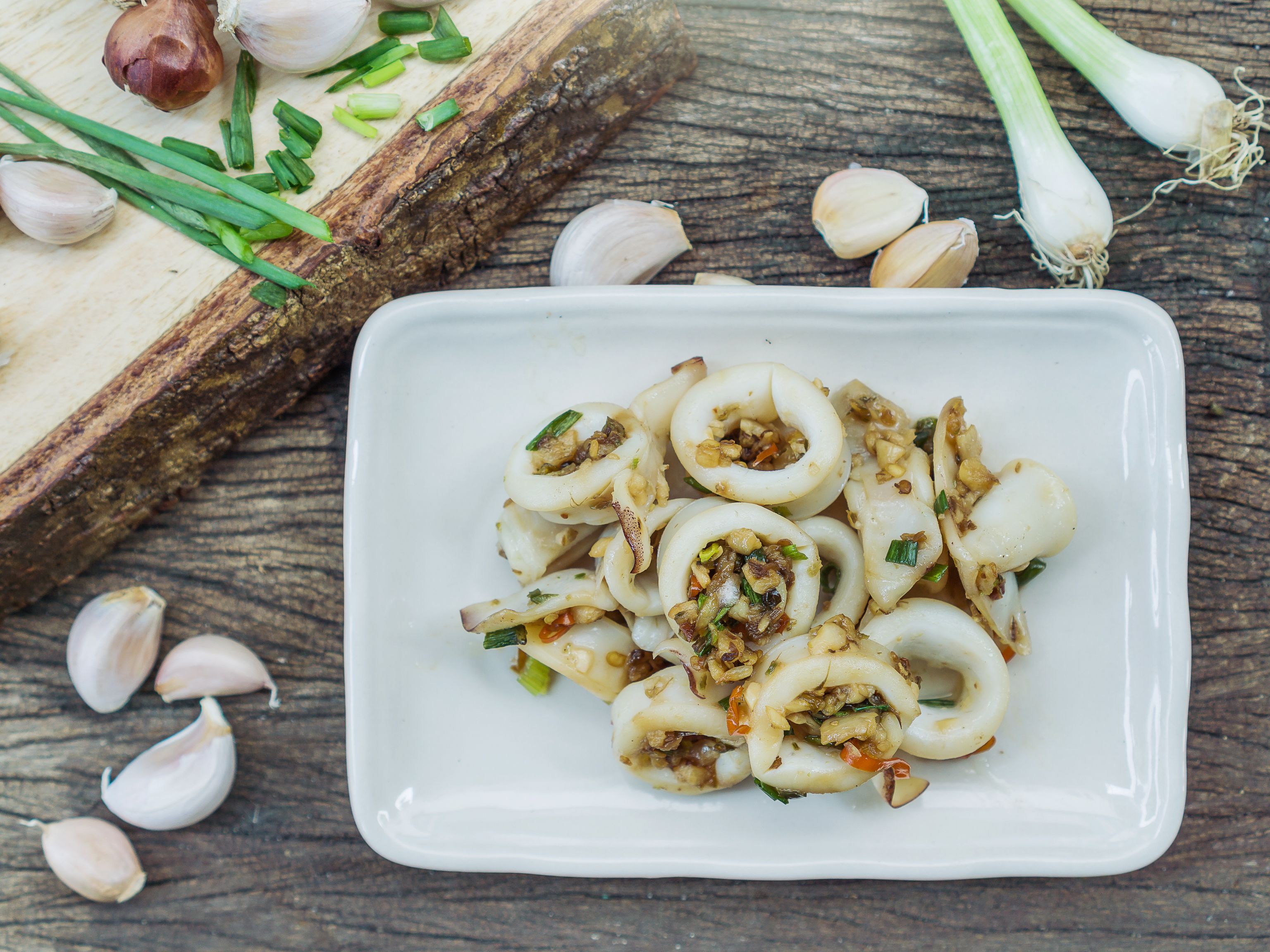 Calamars à l'andalouse Recette de Calamars à l'andalouse Marmiton