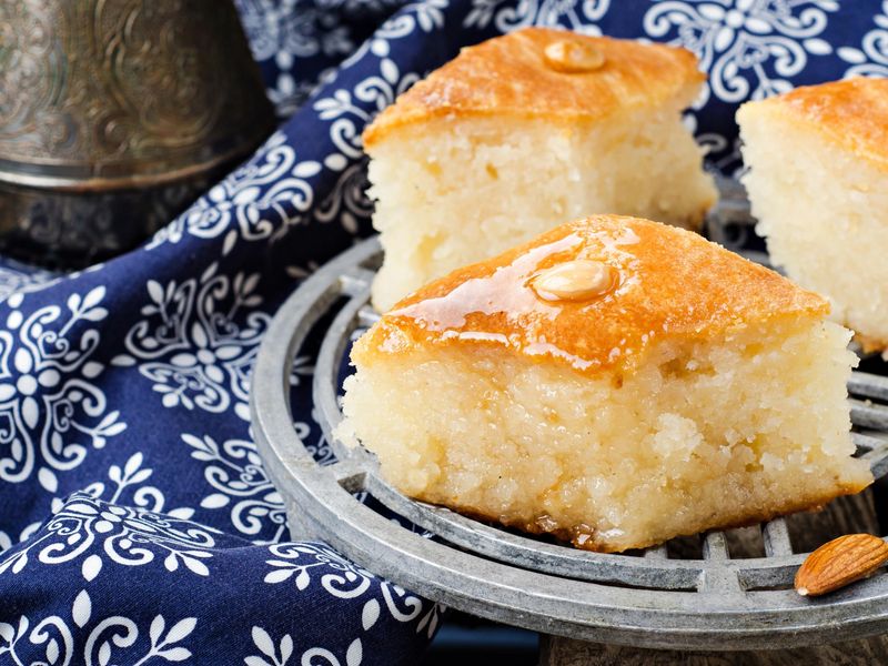 Mamounie Gateau De Semoule Libanais Recette De Mamounie Gateau De Semoule Libanais
