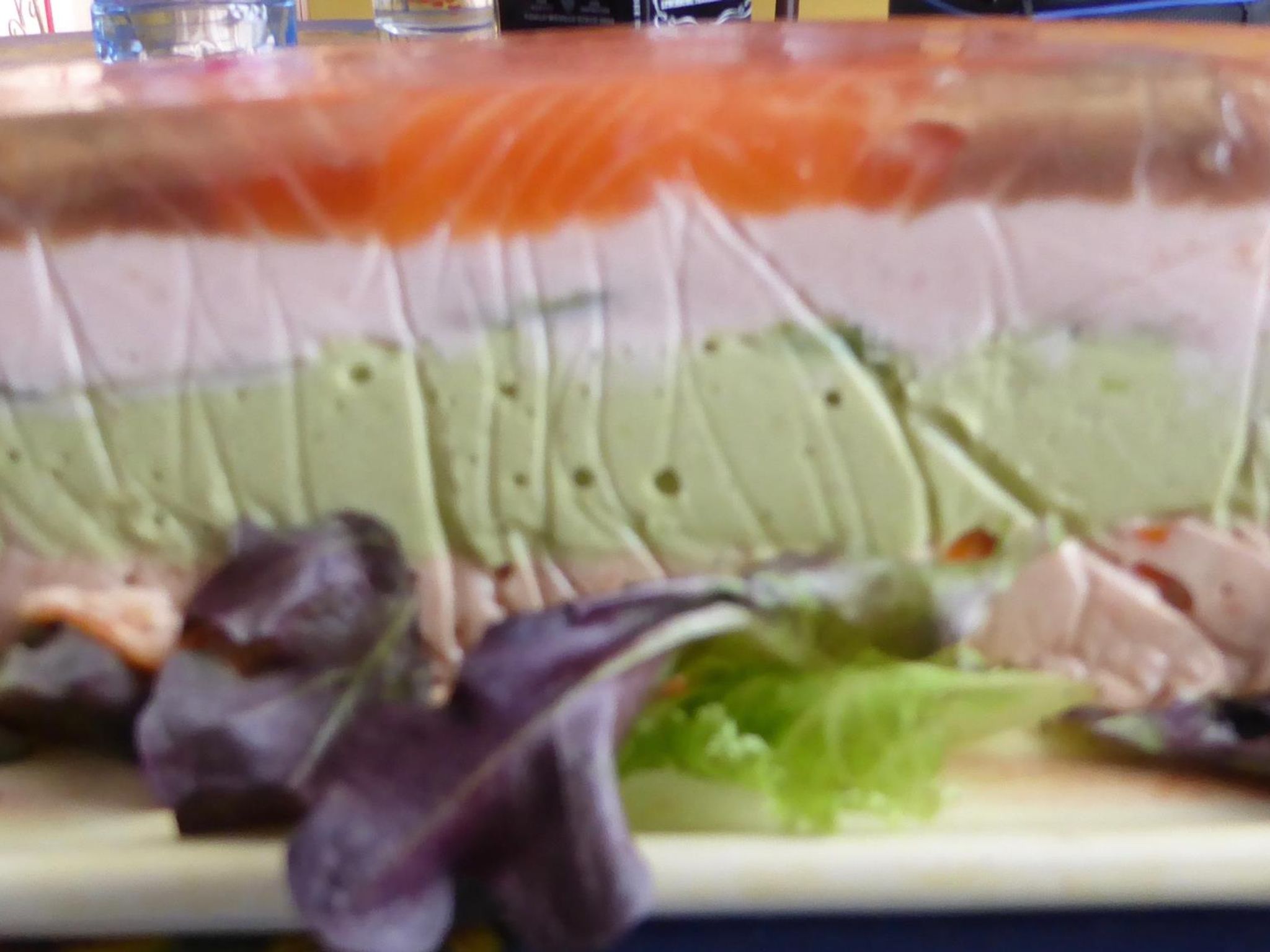 Terrine de saumon, avocat et surimi Recette de Terrine de saumon