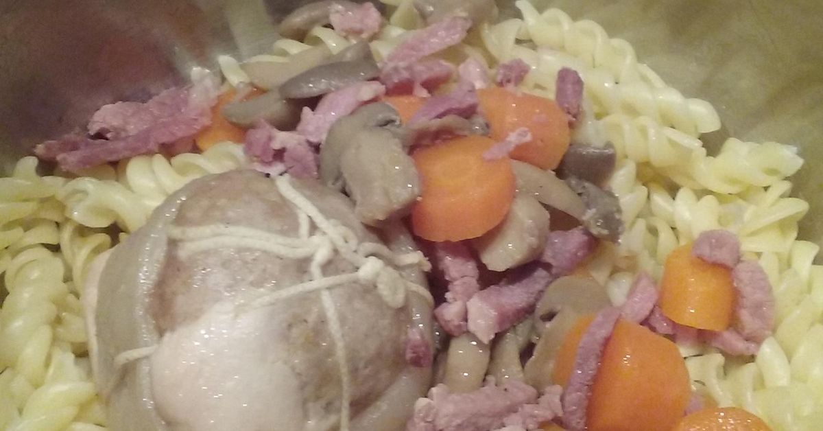 Paupiettes de poulet en cocotte : recette de Paupiettes de poulet en