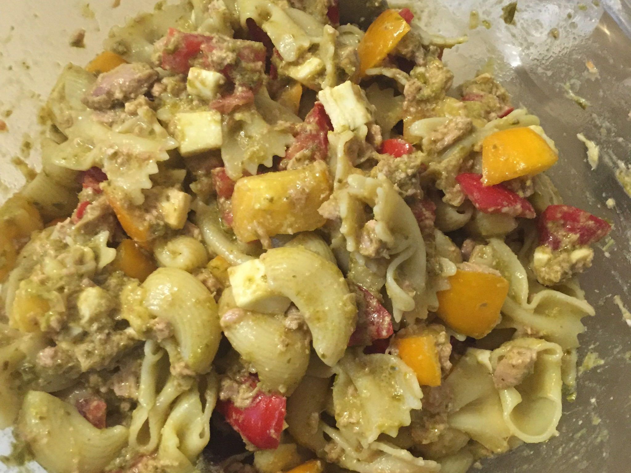 Salade De Pâtes Au Pesto Et Thon