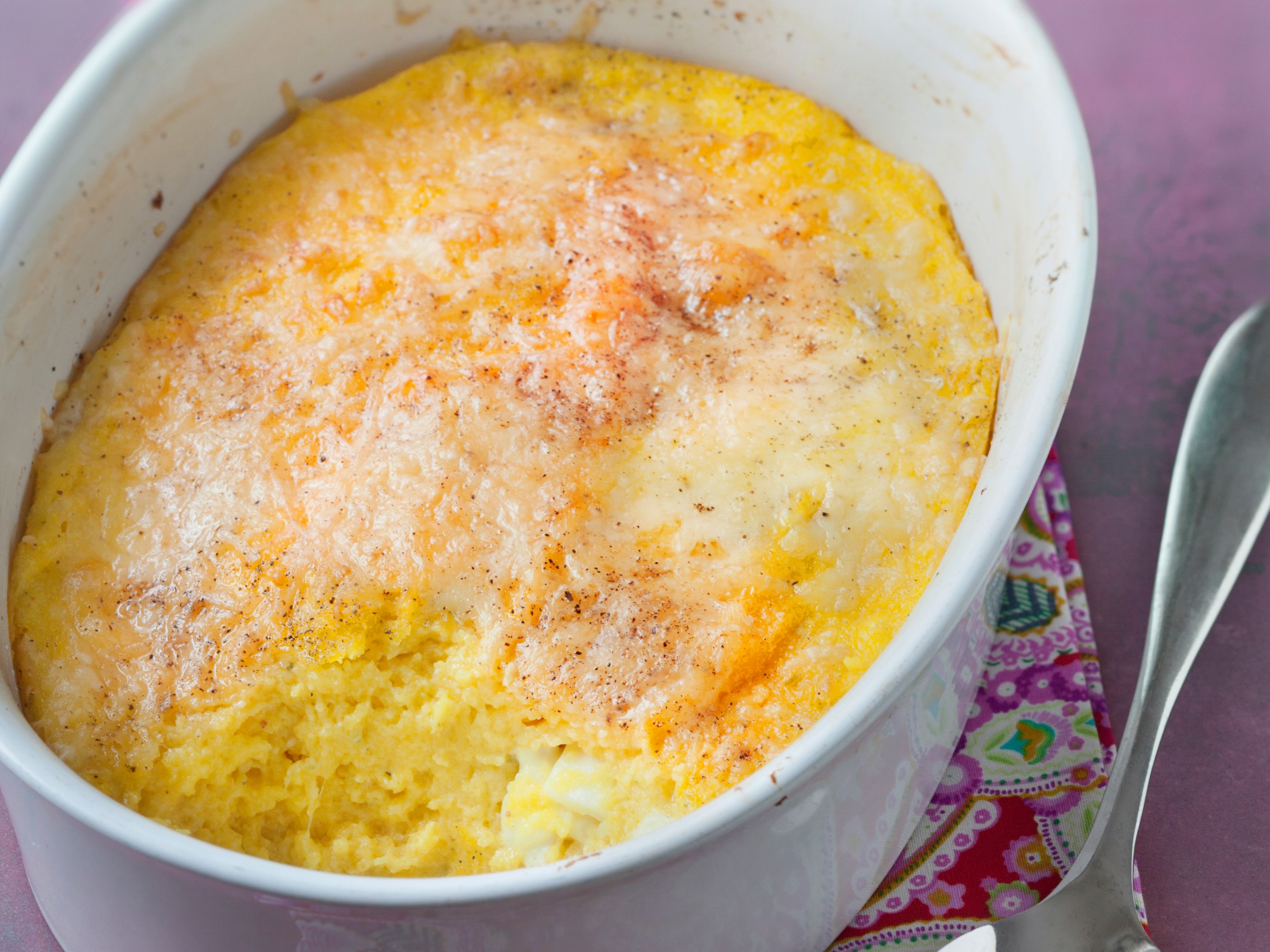 Polenta à la mozzarella Recette de Polenta à la mozzarella Marmiton