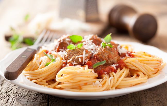 Spaghettis Aux Boulettes De Boeuf Recette De Spaghettis Aux Boulettes De Boeuf Marmiton 8317