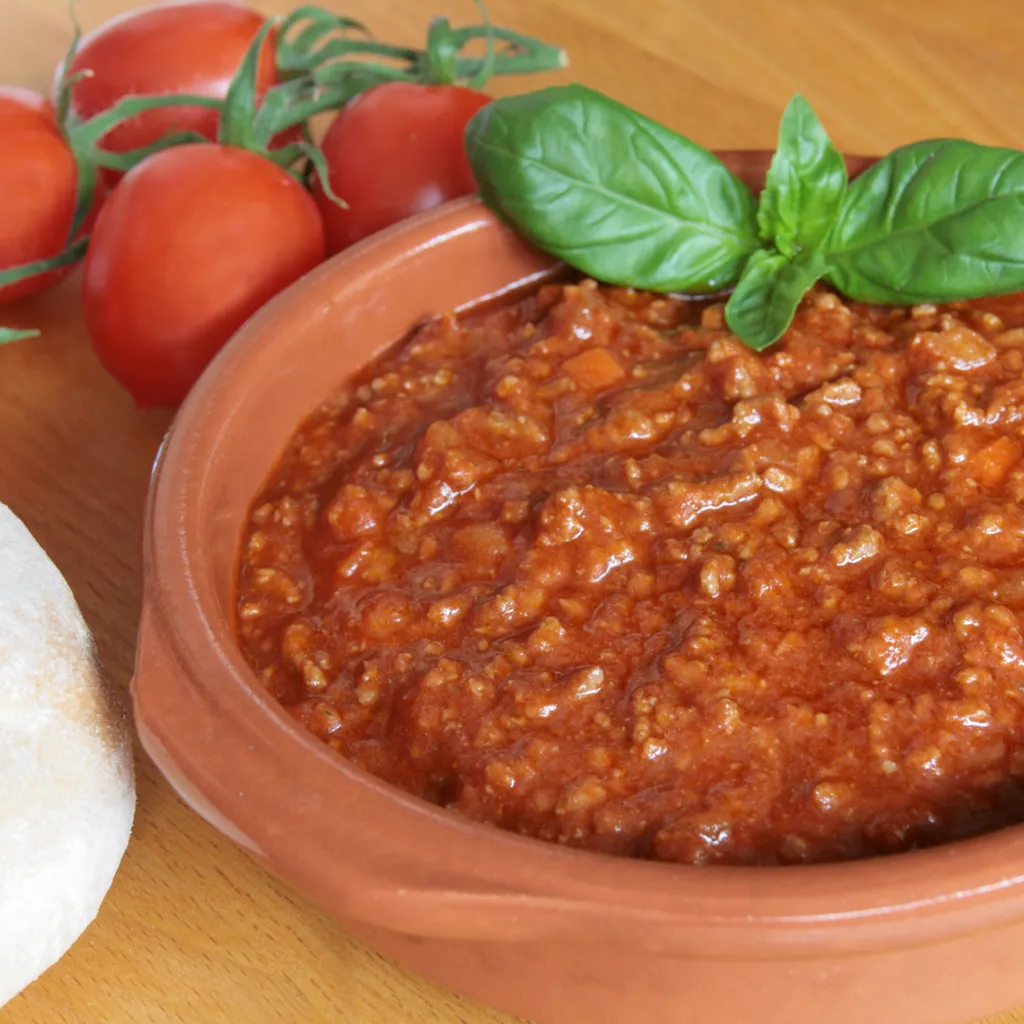 Sauce tomate à la viande : Recette de Sauce tomate à la viande