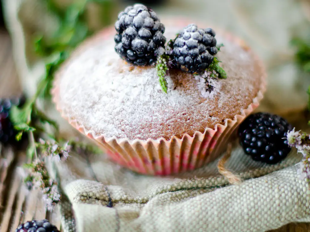 muffins aux mûres (végétaliens et sans gluten)