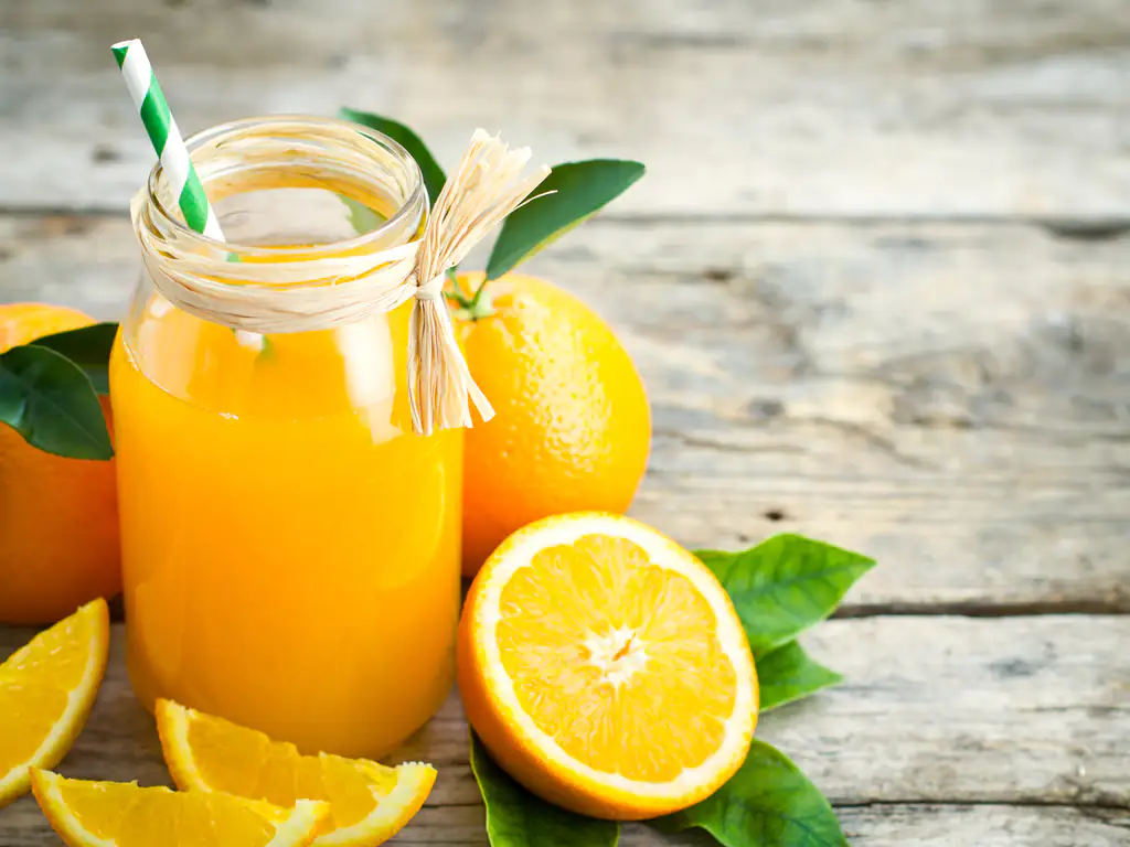 cocktail de jus de fruits pour les enfants