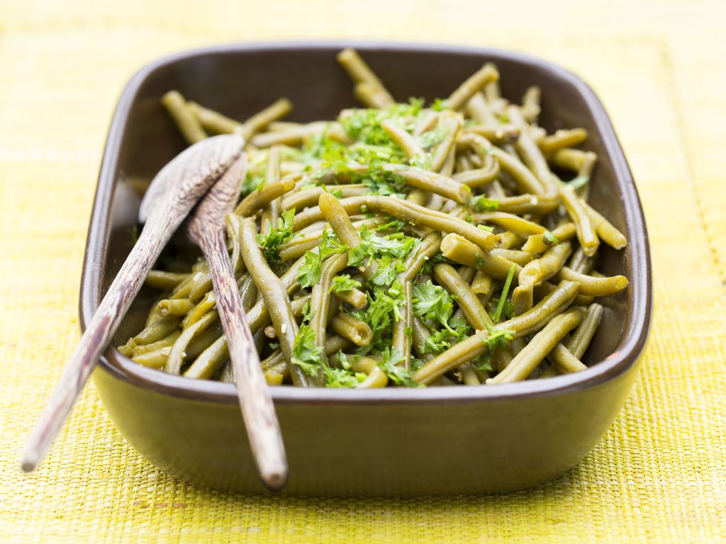 Salade de haricots verts aux noisettes grillées : recette