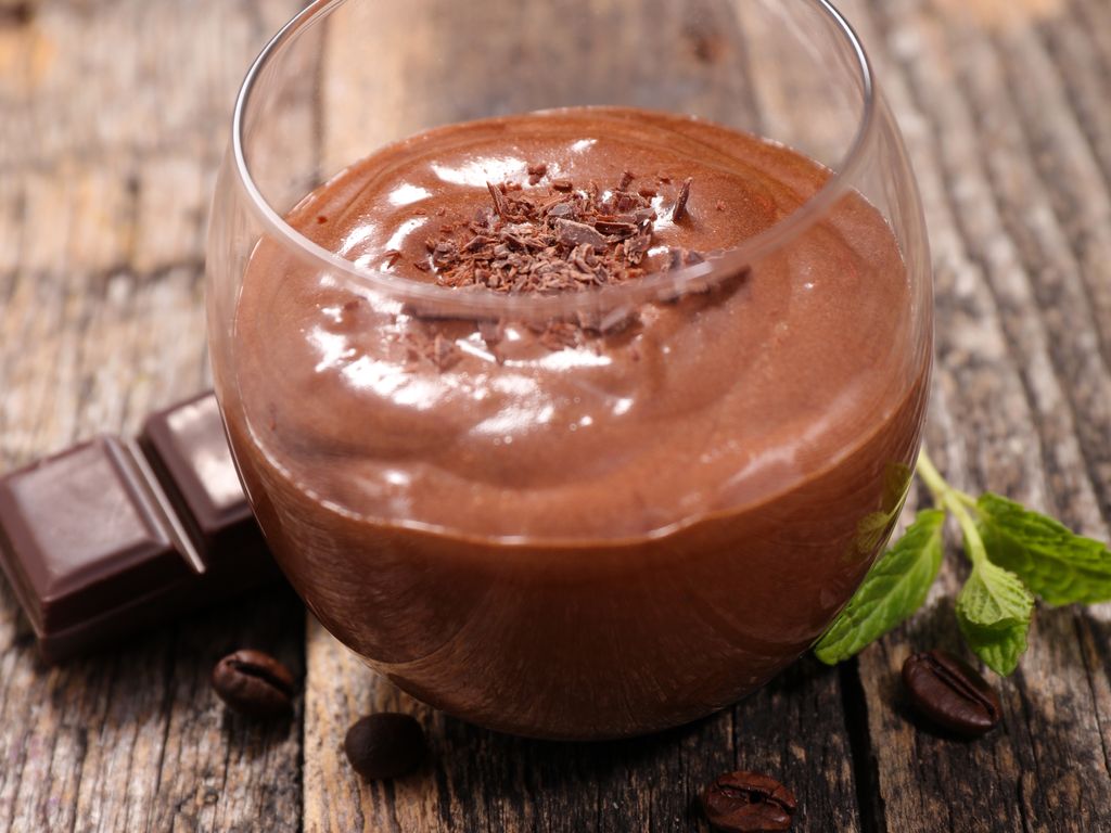 Mousse au chocolat à prise rapide (2 h) : Recette de Mousse au chocolat ...