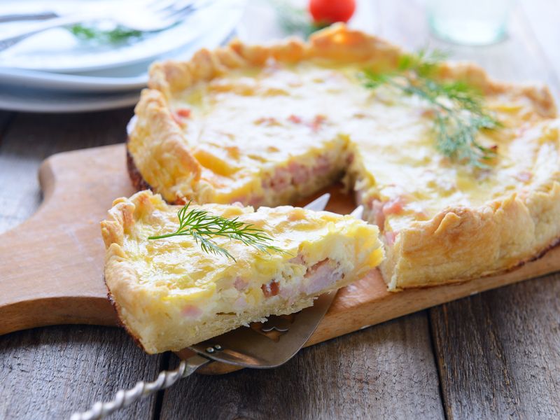 Quiche à La Raclette Ou Lart Daccomoder Les Restes