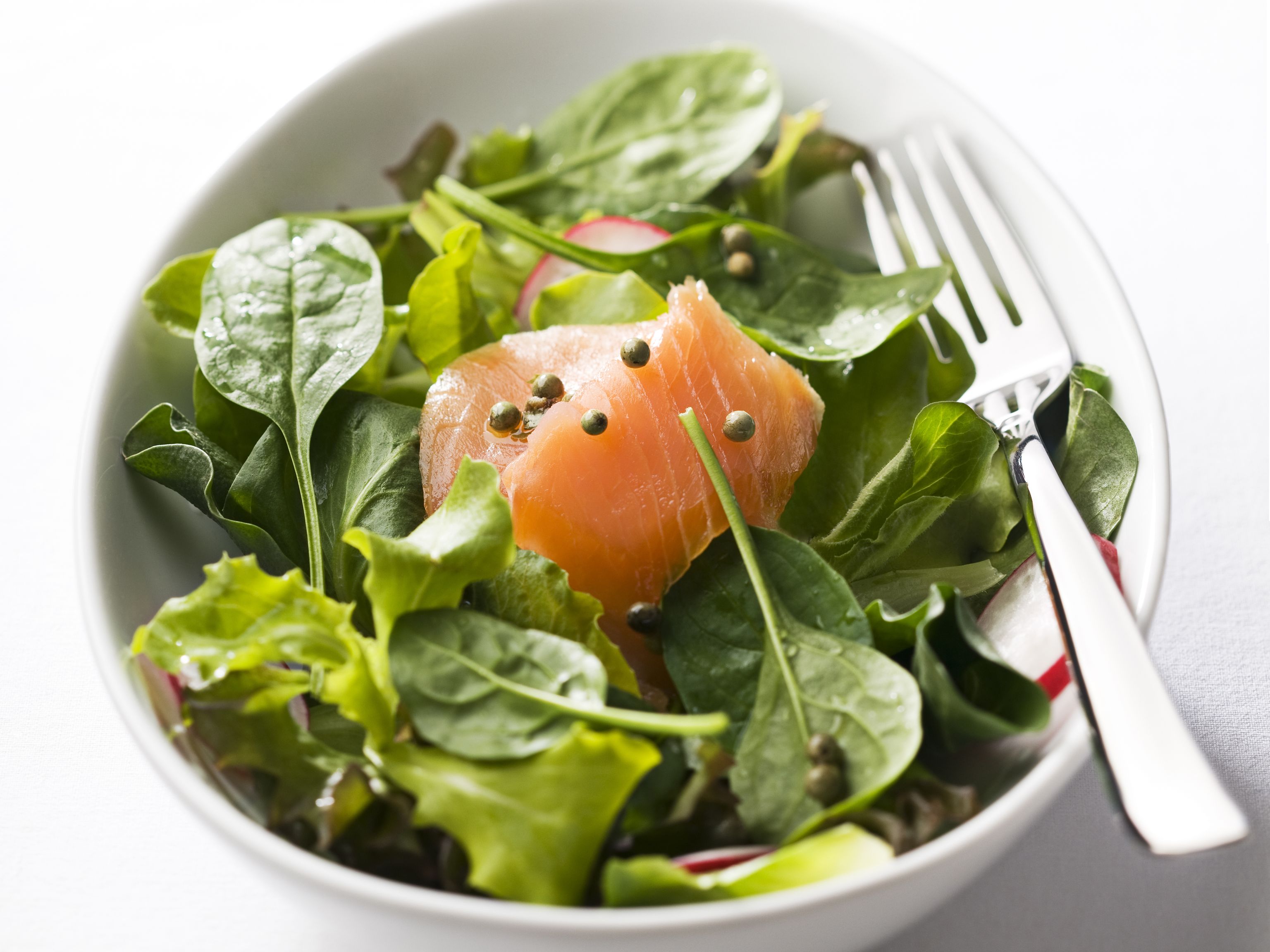 Salade d'épinard au saumon Recette de Salade d'épinard au saumon