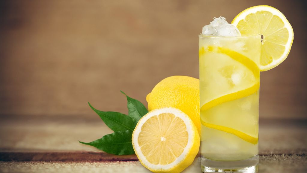 Cocktail citron-menthe (sans alcool) : recette de Cocktail citron-menthe  (sans alcool) - Marmiton