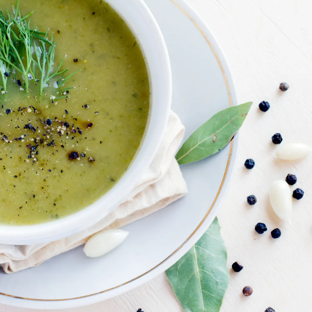 Soupe à l'ail d'ours : Recette de Soupe à l'ail d'ours