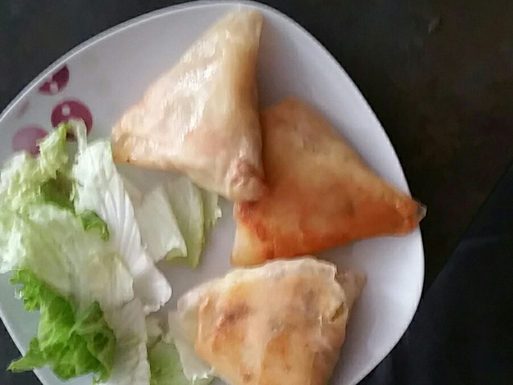 Bricks Au Saumon Fumé Pomme De Terre Et Petits Oignons Caramélisés