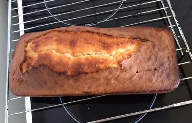 Gâteau au yaourt au jus de citron et jus de clémentine