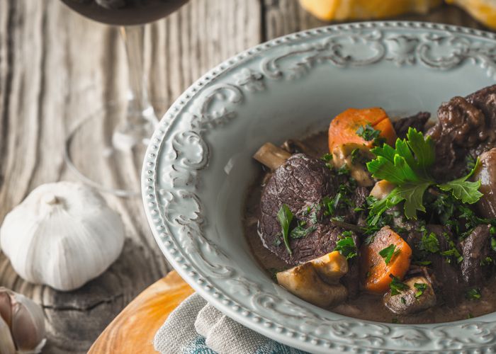 Jarret de boeuf en bourguignon nos délicieuses recettes de jarret de