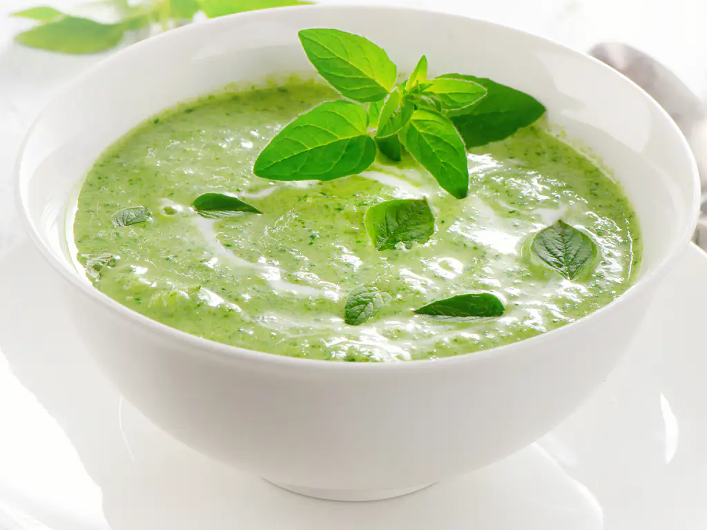 velouté de basilic délicieux