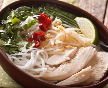 Pho ga (sopa de pollo vietnamita) fácil - recetas