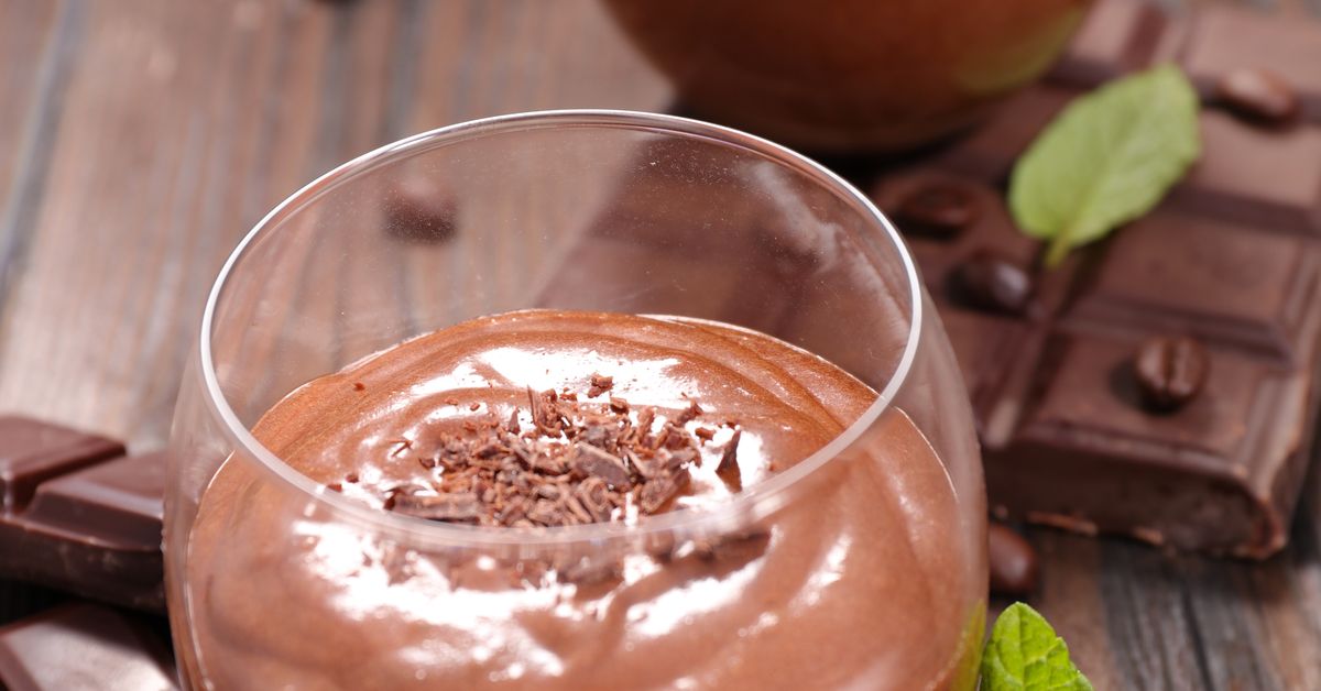 Mousse au chocolat / lait de coco très légère : recette de Mousse au