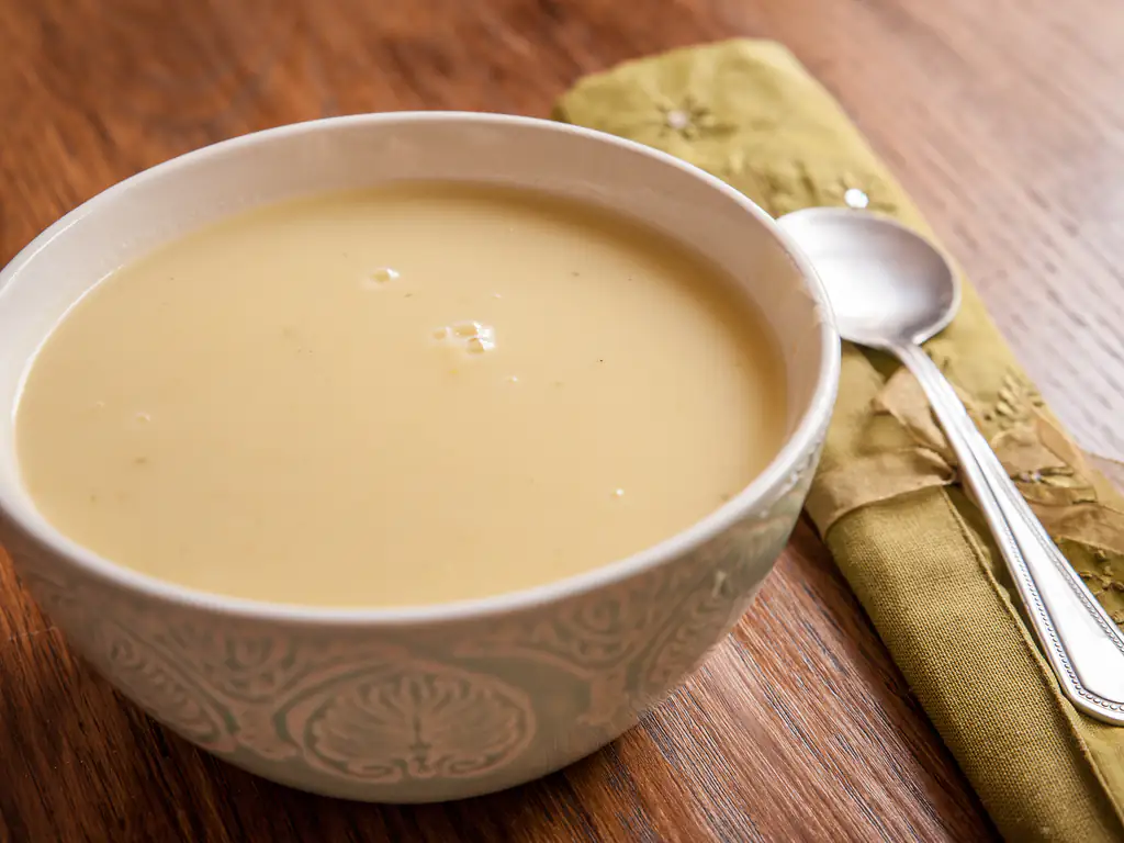 soupe d'hiver avec un reste de chou blanc (très rapide)