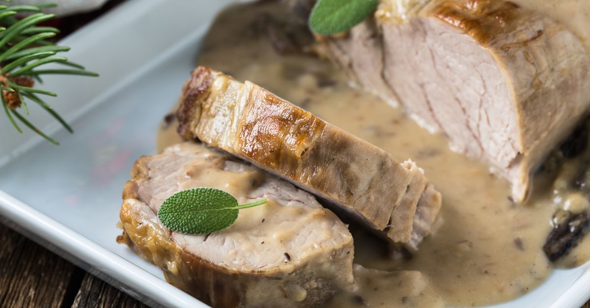 Rôti de porc aux champignons frais sauce moutarde : recette de Rôti de