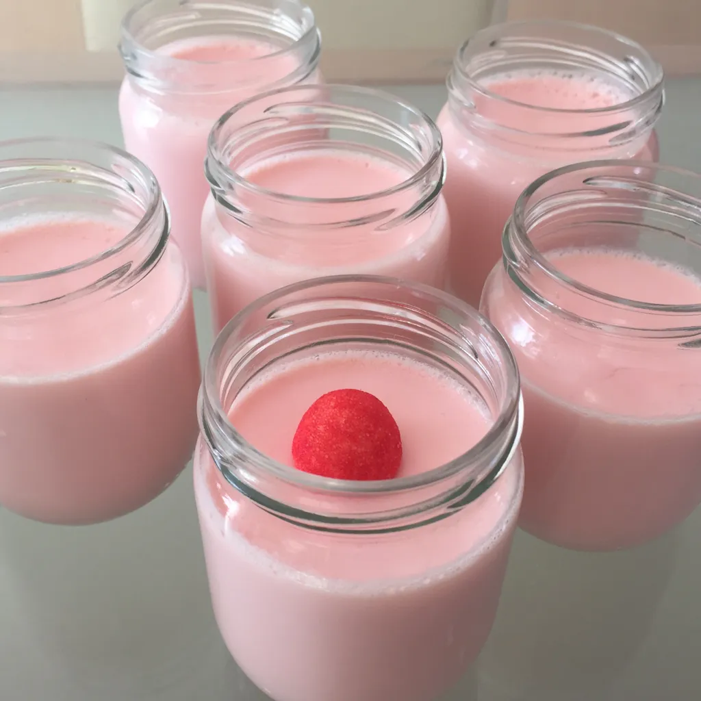 Yaourts à boire à la fraise Recette MultiDélices – Mimi Cuisine