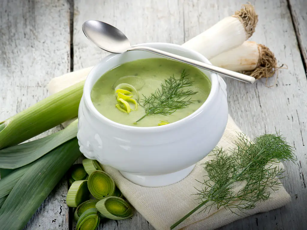 velouté de poireaux, lardons et pommes de terre