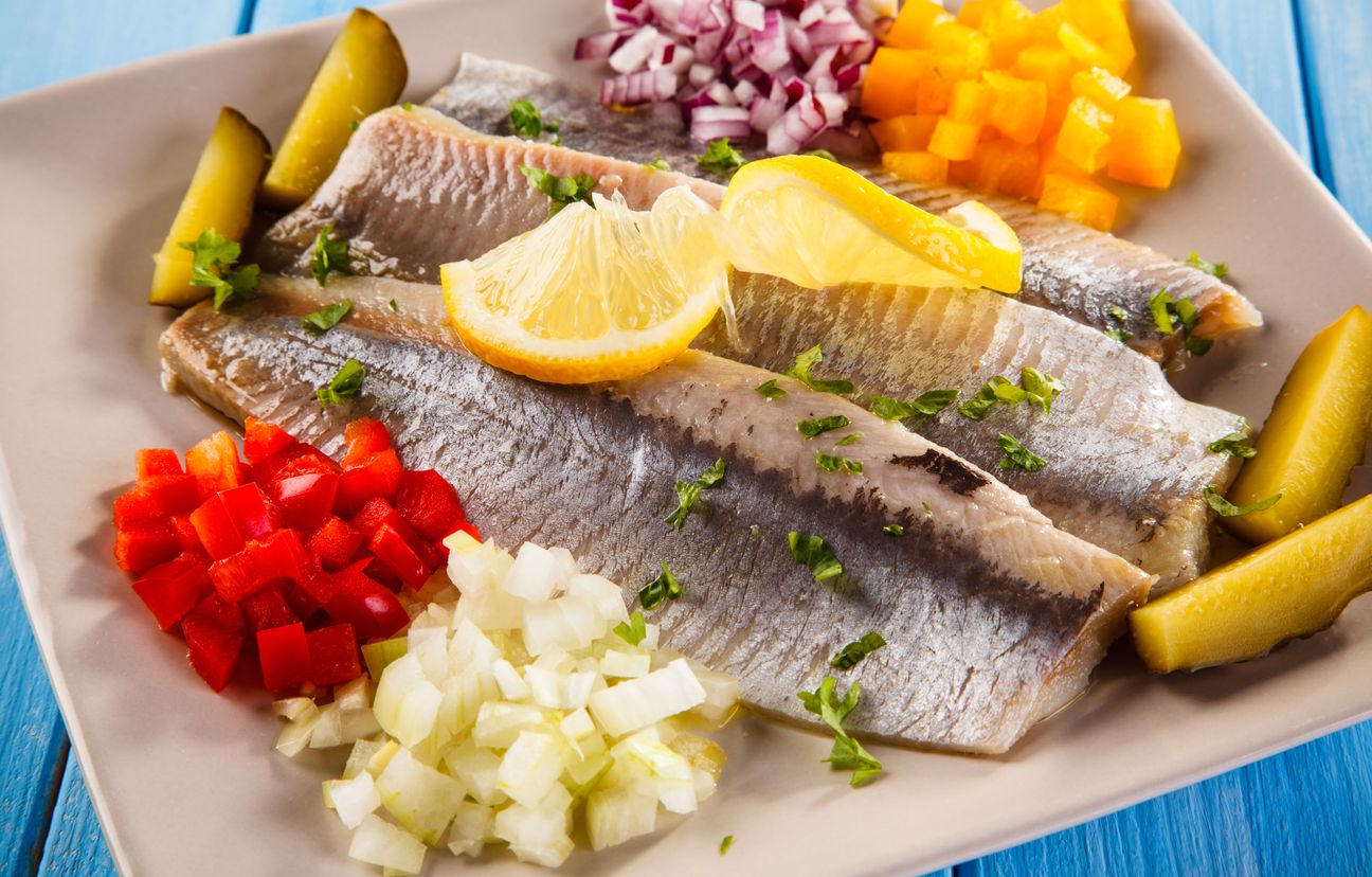 Harengs marinés : Recette de Harengs marinés - Marmiton