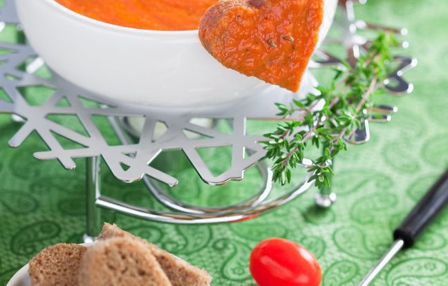Fondue à la tomate : Recette de Fondue à la tomate - Marmiton