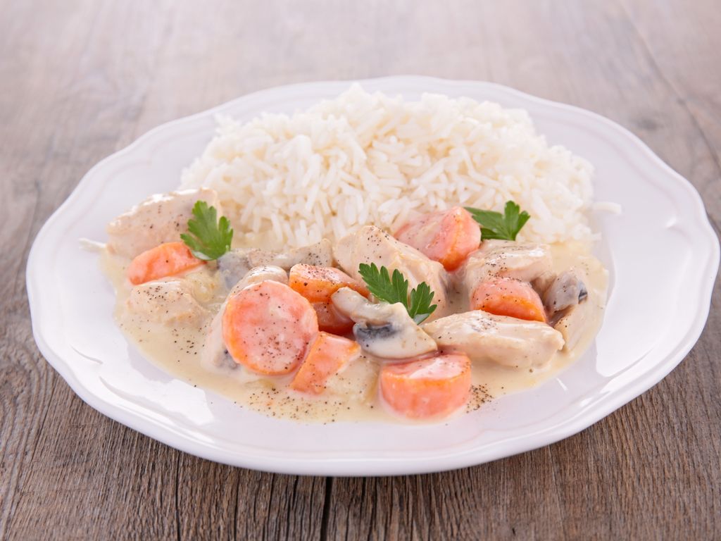 Blanquette De Lotte Aux Petits Légumes : Recette De Blanquette De Lotte ...