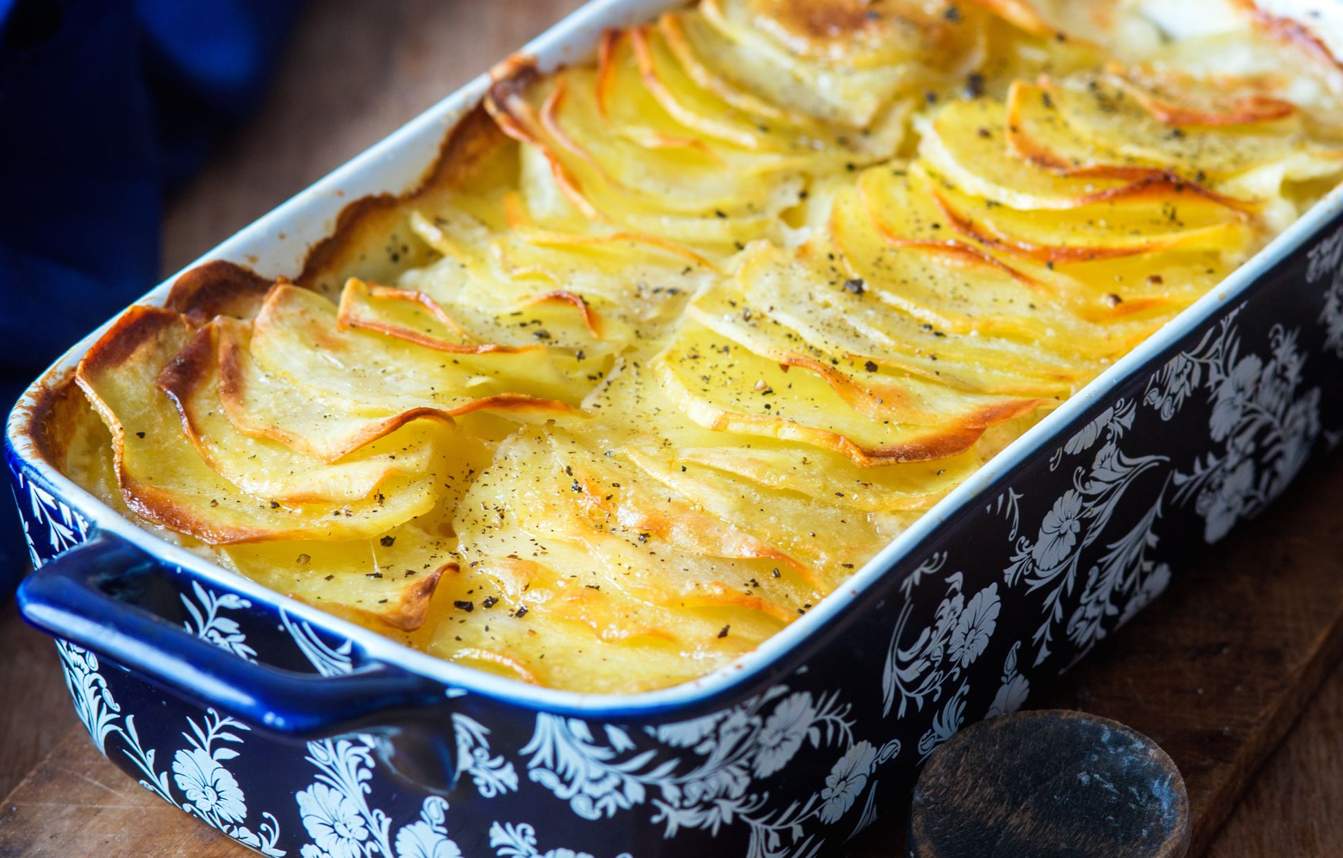 Gratin Dauphinois à L'ail : Recette De Gratin Dauphinois à L'ail - Marmiton