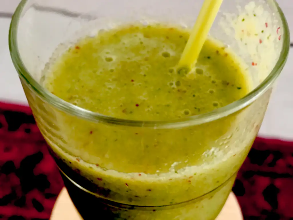 smoothie estival concombre + banane + citron + pomme