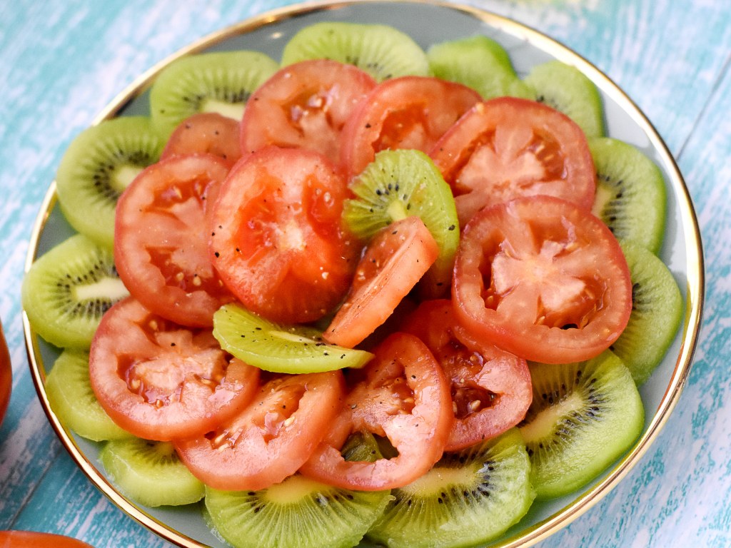 Salade De Kiwis Et Tomates De Lili Recette De Salade De Kiwis Et