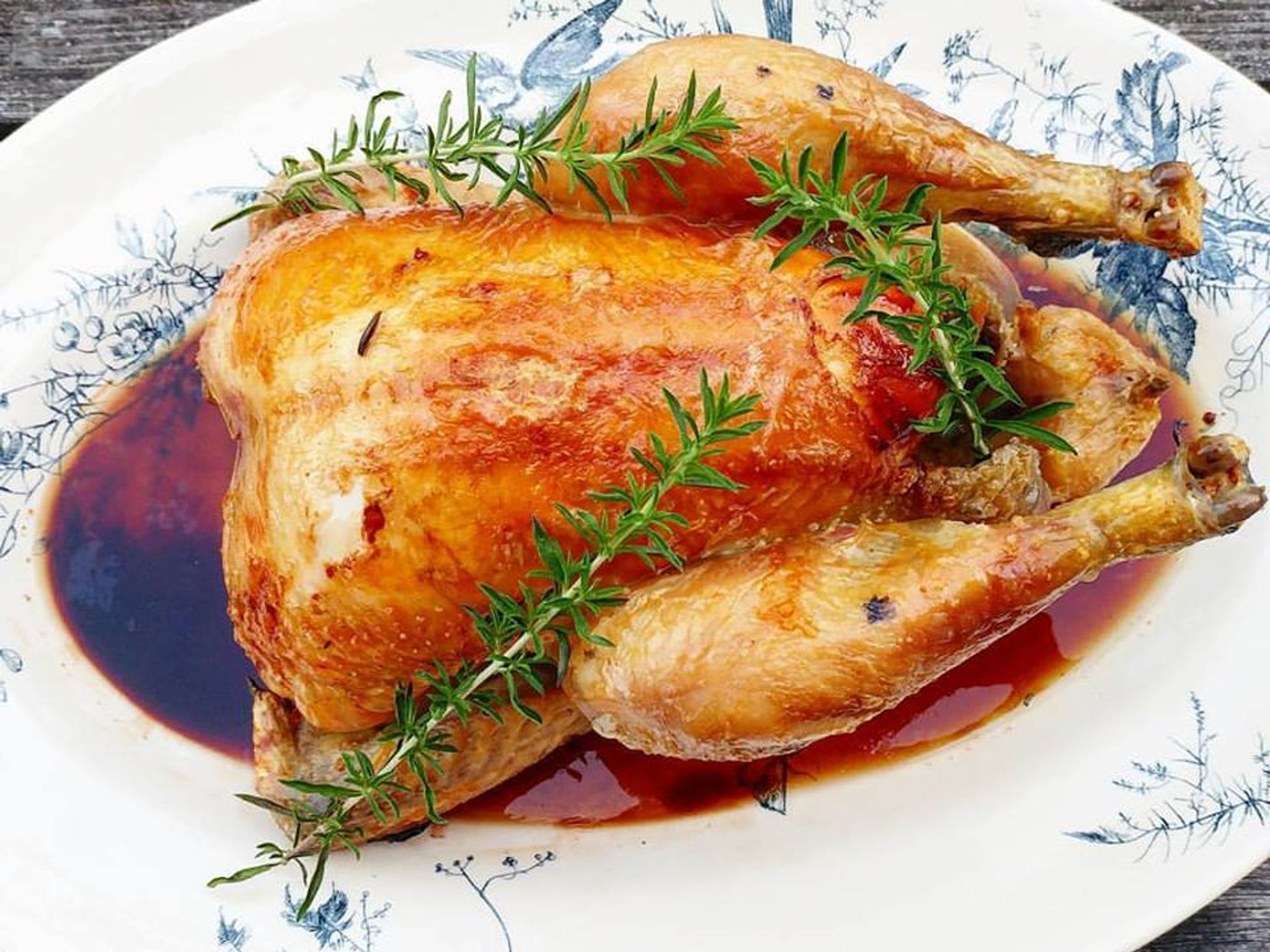 Poulet R Ti Au Thym Et L Ail Sauce Vin Rouge Recette De Poulet R Ti Au Thym Et L Ail Sauce