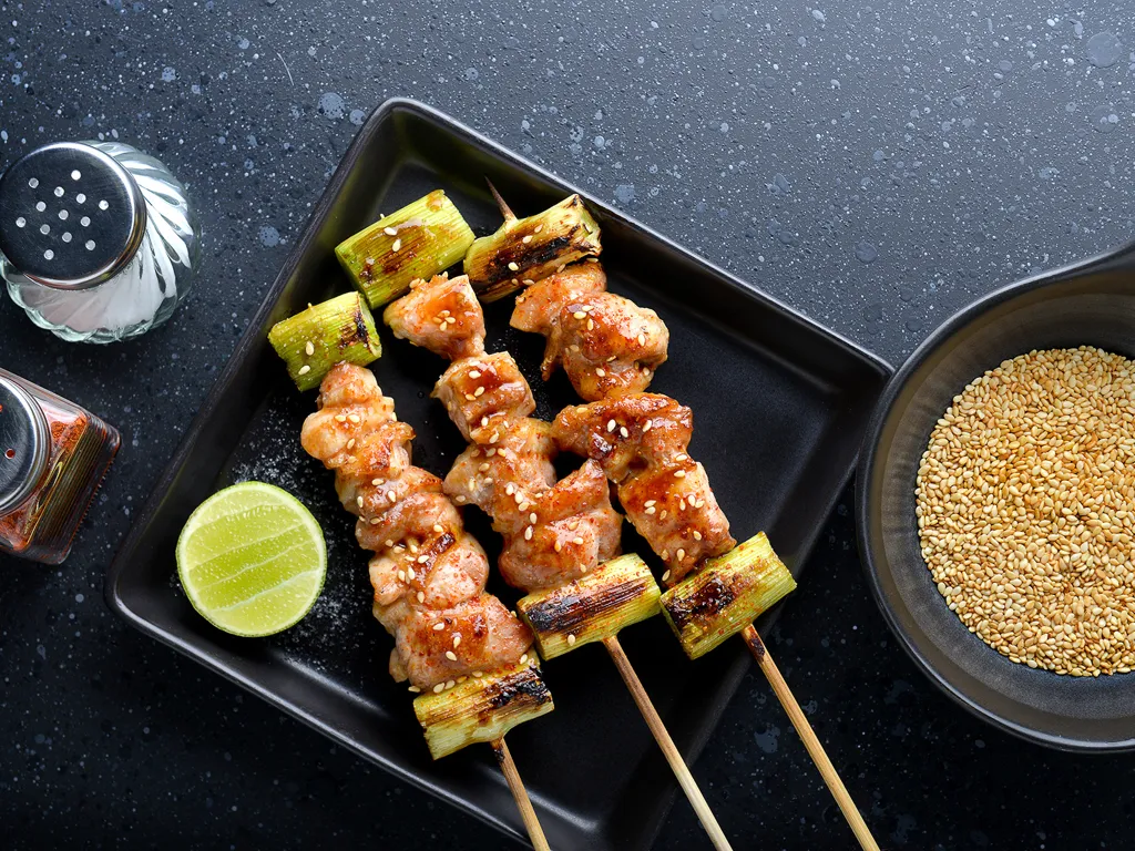 brochettes de poulet marinées au sésame