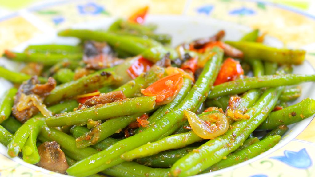Haricots Vert Aux Tomates Et Champignons Recette De Haricots Vert Aux Tomates Et Champignons Marmiton