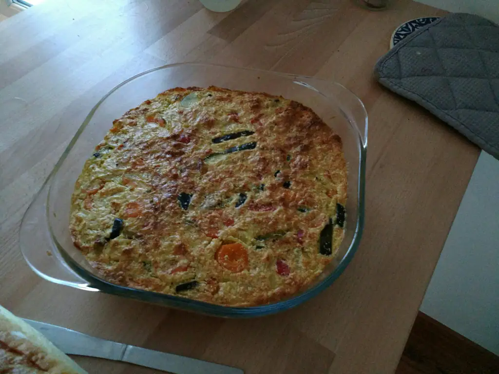gâteau de riz aux légumes et au curry