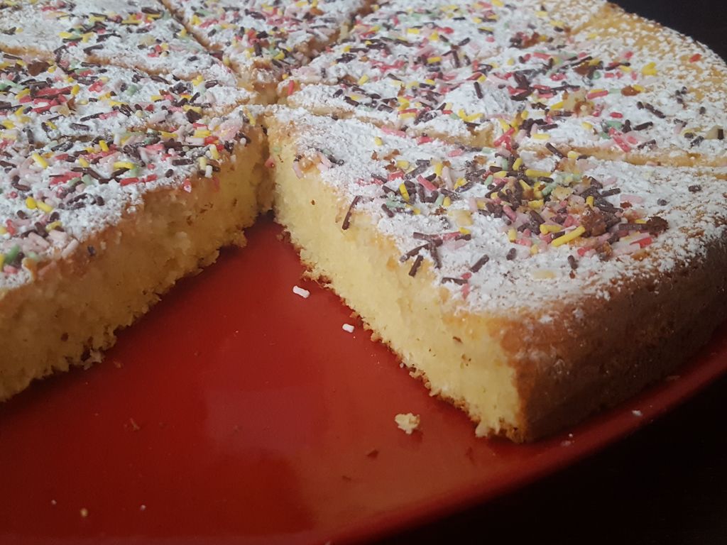 Gâteau moelleux à la noix de coco (sans beurre et sans gluten