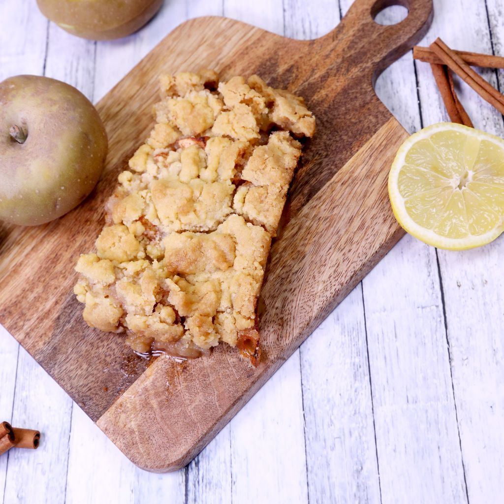 Le Crumble Aux Pommes Du Chat Qui Tousse Recette De Le Crumble Aux Pommes Du Chat Qui Tousse Marmiton