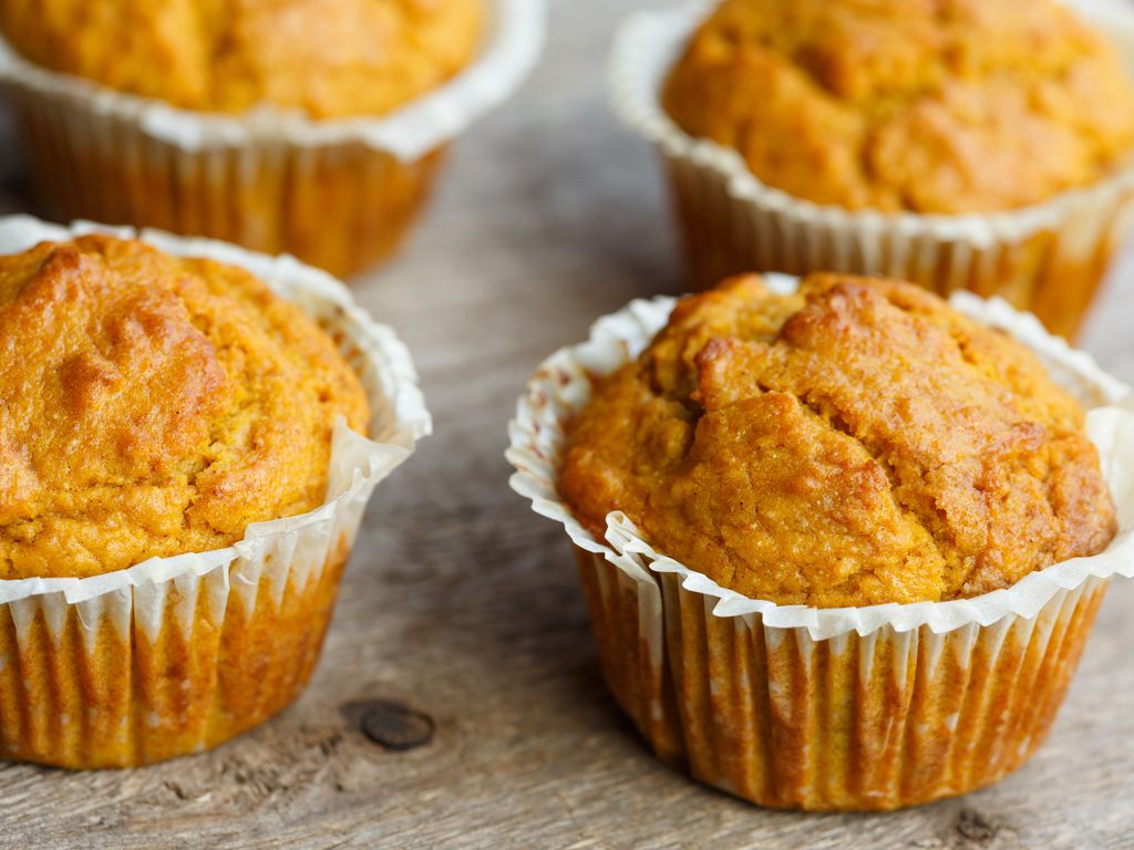 Petits muffins citrouille-châtaignes : Recette de Petits muffins ...